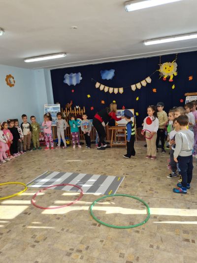 Полицията в нашата градина - ДГ №1 - Димитровград